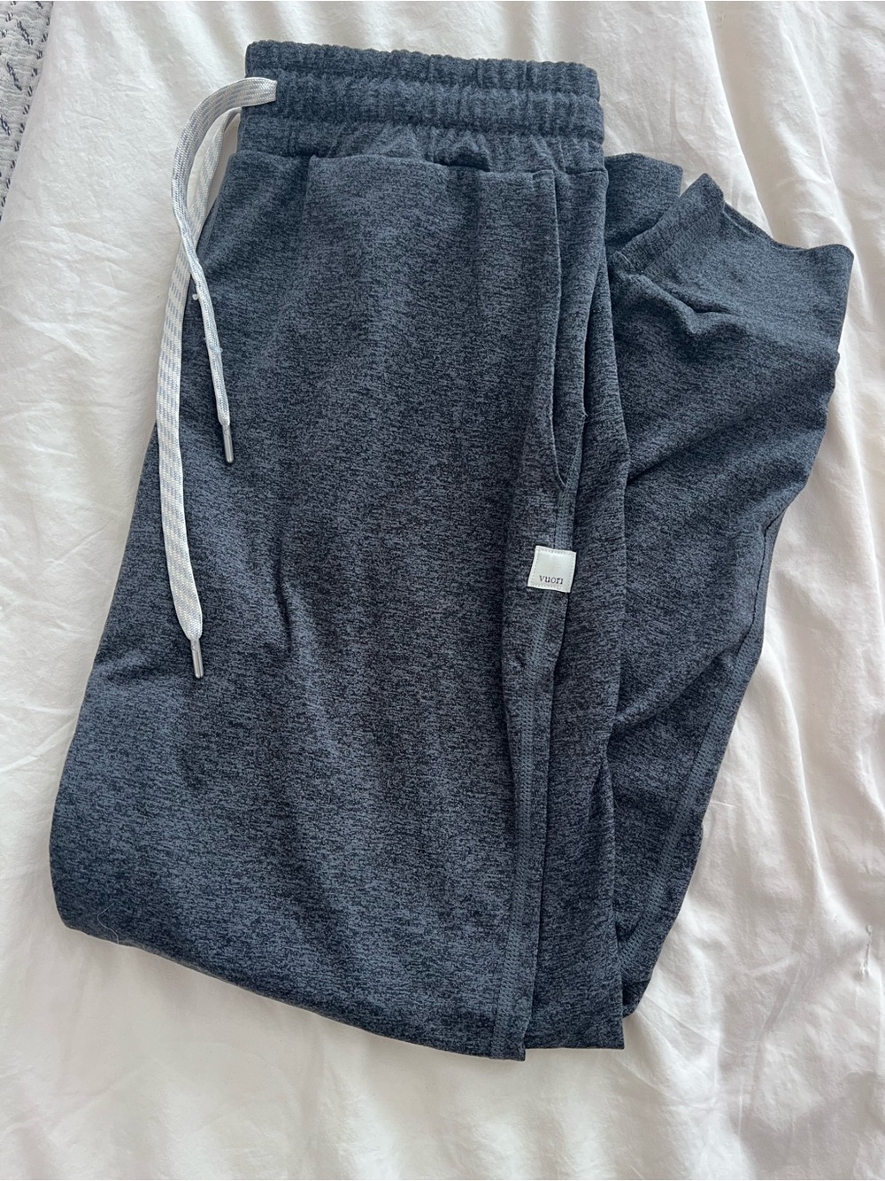 Dark gray vuori sweats/joggers